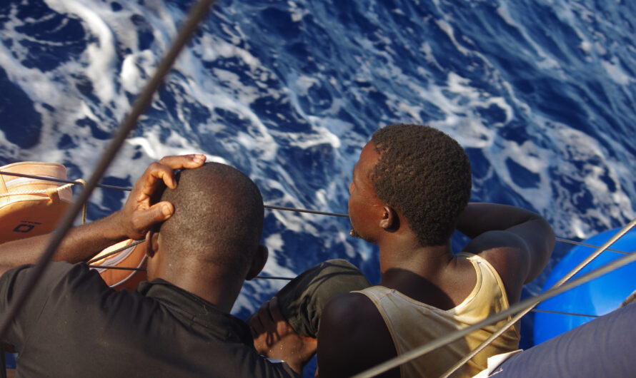 Pressemitteilung 4. August 2023: Segelschiff Nadir rettet 170 Menschen aus Seenot